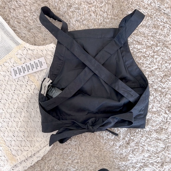 Bundle of summer crop tops - Picture 3 of 6